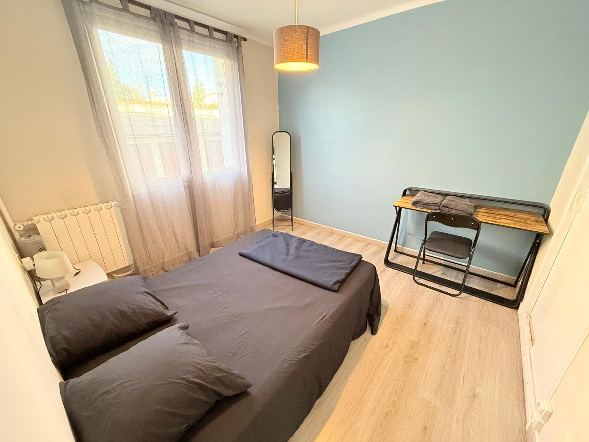 Les Arenes De Nimes - Centre Ville 10 Min Gare -Parking- 2 Chambres المظهر الخارجي الصورة